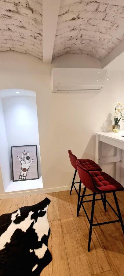 Hugo Old Town Appartement Belgrado Buitenkant foto